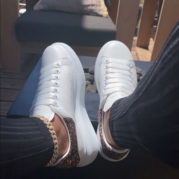 Alexander McQueen Oversized Glitter Sneakers - Picture 5 of 5